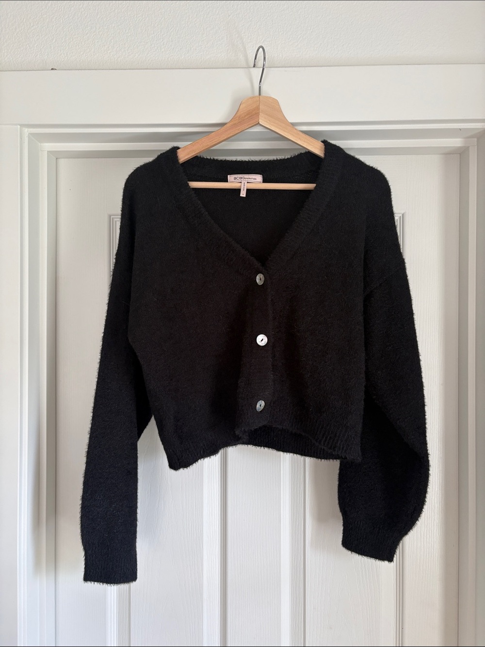 BCBGeneration Black V-Neck Button Front Cropped Cardigan